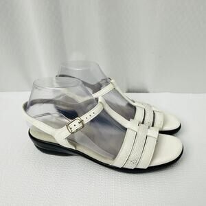 SAS Capri T-Strap Sandals Womens Size 8.5 Narrow White Leather Buckle